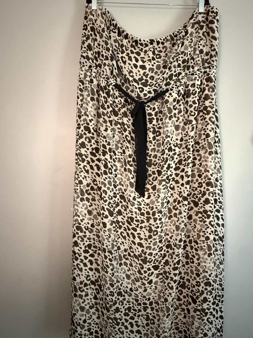 Lane Bryant Sz 26/28 Leopard Print Maxi Dress with Black Tie tie waist
